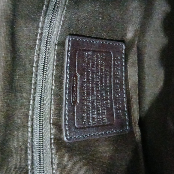 Coach - Picture 6 of 8